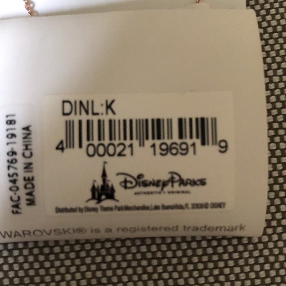 Disney Swarovski “k” initial necklace - Picture 3 of 3
